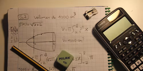 Pr\u00f3bna Matura z Matematyki ze Szko\u0142\u0105 HYPERION