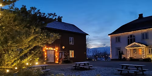 JULEMARKED p\u00e5 Amtmannsbygget, Kjonerudtunet