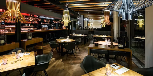 \ud83c\udf84\u2728 Christmas Acoustic Night im M\u00f6hrchen & More!