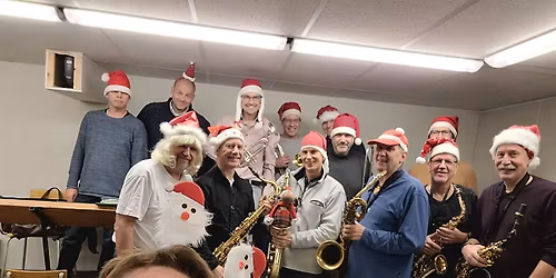 Julkonsert med \u00d6rebro Storband