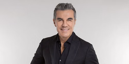 Adrian Uribe: 50 y Pico Tour