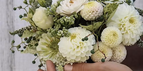 Handtied\/Dahlia Bouquet Class