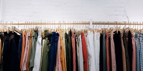  Late night t\u00f8jbyttemarked 