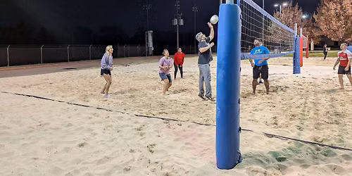 Monday Sand volleyball beginners pickup games