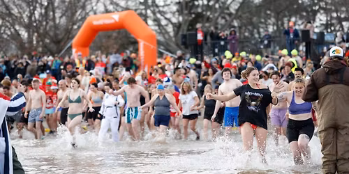 Oakville's Courage Polar Bear Dip 2026