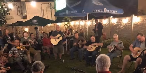 Metra Irish Session @ UPT