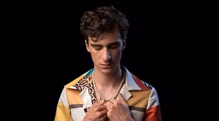 SAVOY SATELLITES orbit Billie Holiday feat. Erik Leuth\u00e4user