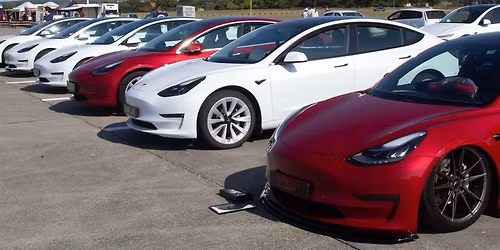 5. Felt\u00f6ltve Fesztiv\u00e1l