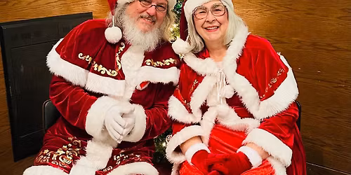 Photos with Santa and Mrs. Claus!