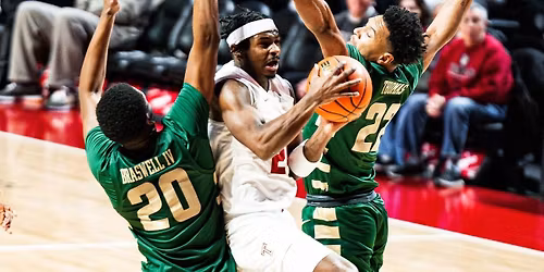 Parking East Carolina Pirates at Temple Owls Mens Basketball