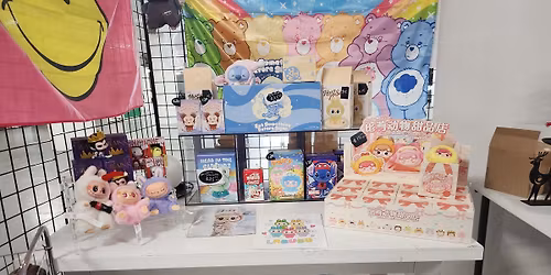 Holiday Labubu Popup