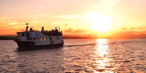 \ud83d\udee5 Xmas Boat Party \ud83c\udf84