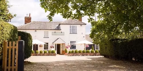 The Compasses at Pattiswick Wedding Show