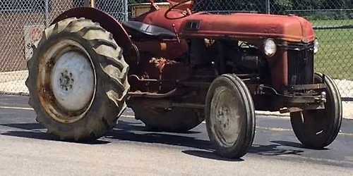 Garrettsville Tractor Parade