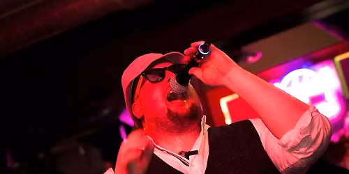 Live @ The Three Horseshoes