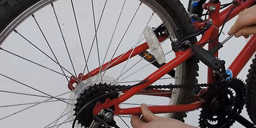 Bike Doctor at Macc Repair Cafe
