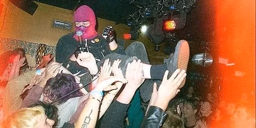 Gee Tee in Paradiso