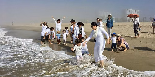 Tashlich and Havdalah on the Beach
