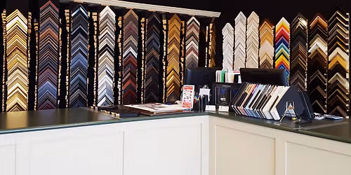 Meet the Artist: Sarah Long, Crown Portraits