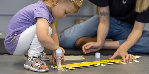 I Wonder: Art sessions for 1 to 4 year olds