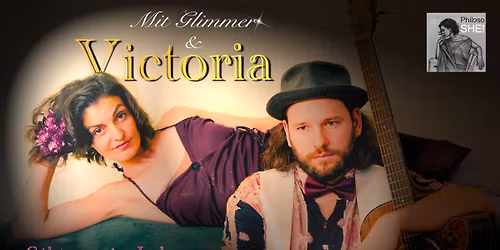 Premiere: Mit Glimmer & Victoria - Der glamour\u00f6seste Absturz seit Ikarus