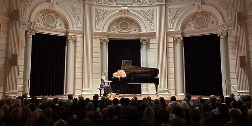 Irina Lankova \u00b7 Het Concertgebouw Amsterdam 
