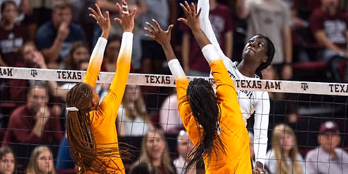 Tennessee Vols at Texas A&M Aggies Womens Volleyball at Reed Arena