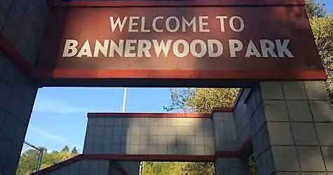 Neighborhood Walk at Bannerwood Park