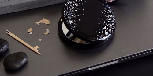 Jagae: Mother-of-Pearl Hand Mirror