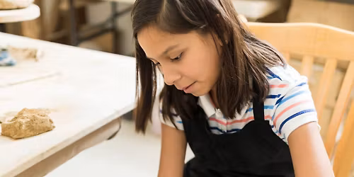 POTTERY THROWING FOR TEENS
