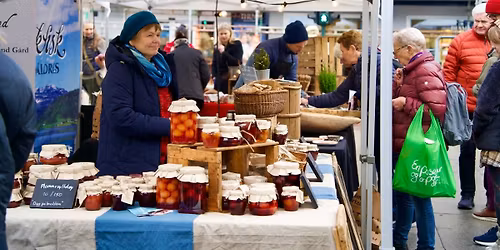 Bondens marked p\u00e5 Vinkelplassen i Bogstadveien