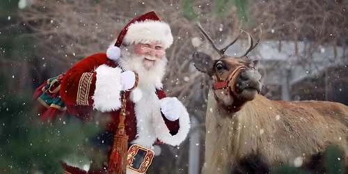 Mack's Apples Santa event