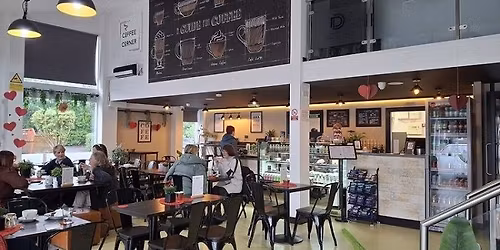 Full Throttle tours - Coffee corner run