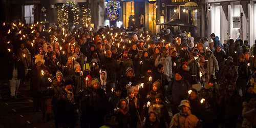 Fredsvandring i december - 1000 lysende hjerter