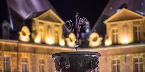 Visite guid\u00e9e de Charleville \u00e0 la lanterne