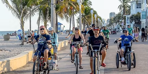 HollyWEIRD #193 - Christmas Beach Ride