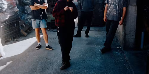 Hiding Places \u2013 The Secret to Good Living Tour \u2013 with Verity Den, Supermutt