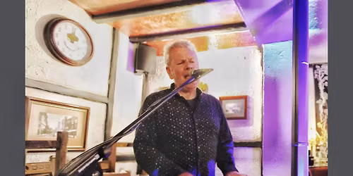 Phil Smith piano vocalist @ Garnish Coffee and Cocktail Bar, Beverley- 15:00