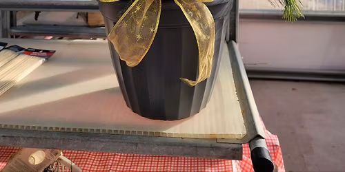 Porch Pot Decorating Event