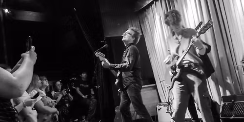 Mike Viola w\/ Drumming Bird