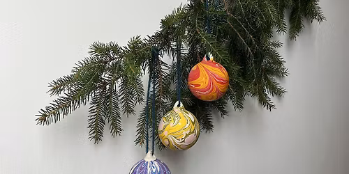 Marble your own Christmas baubles
