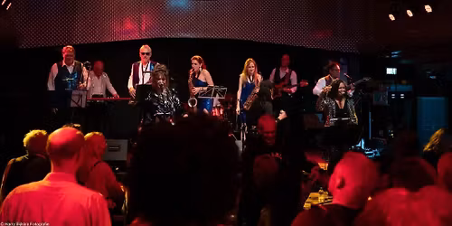 105 jaar korfbal vereniging Nic. Huize Maas. Besloten feest.