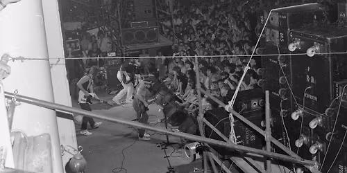 Stranded Conversation #3: Iconic Spaces 