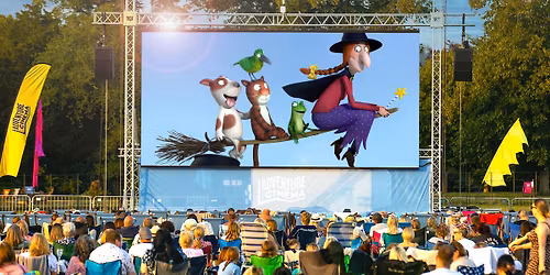 Room on the Broom & The Gruffalo Outdoor Cinema at Westonbirt Arboretum