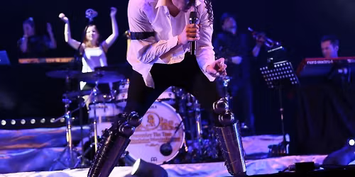 MICHAEL JACKSON Live Experience