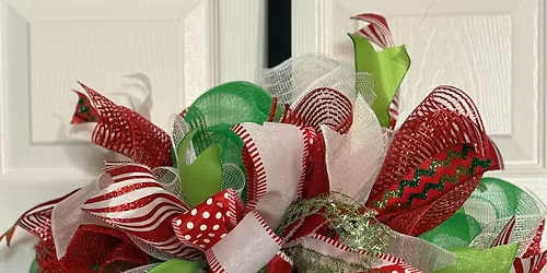 Sedunov wreaths at Sedona market on the green space