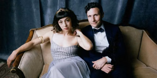 Sundays in the Plaza: Laura & Anton (French Jazz)