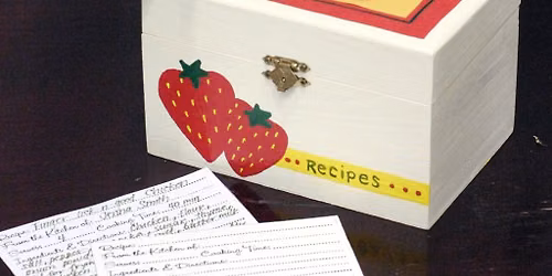 \ud83d\udce6 Recipe Box Paint Night