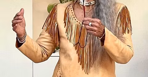 Brooke Medicine Eagle: Buffalo Woman\u2019s Lodge of Wholeness