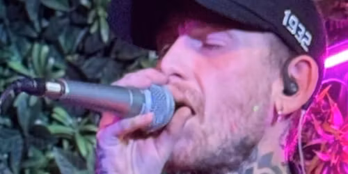 \ud83c\udfa4 Live Music with Luke Whombs! \ud83c\udfa4